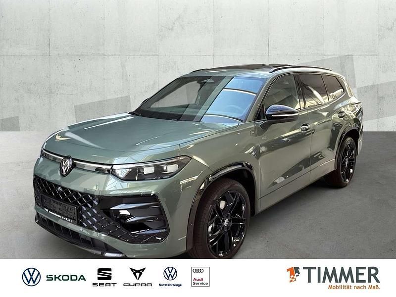 Cipressinogrün metallic Neu 2025 VW Tayron R-line SUV | 72.935 € - Bild 1/4