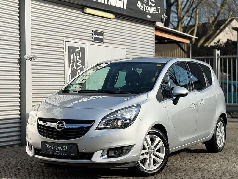 Gebraucht Opel Meriva Style 110 PS (80 kW) 2014 Silber Van / Kleinbus