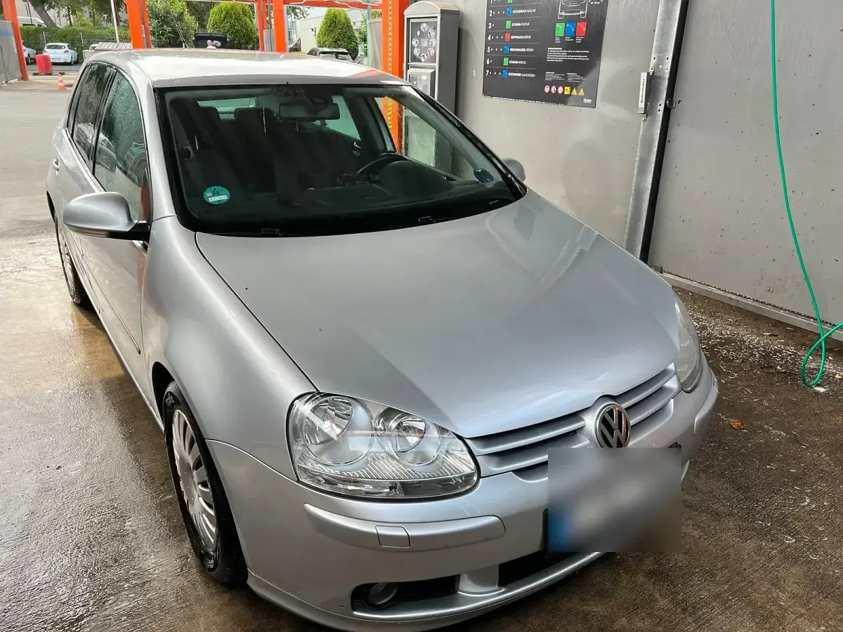 Gebraucht VW Golf V 122 PS (89 kW) 2008 Grau Kleinwagen