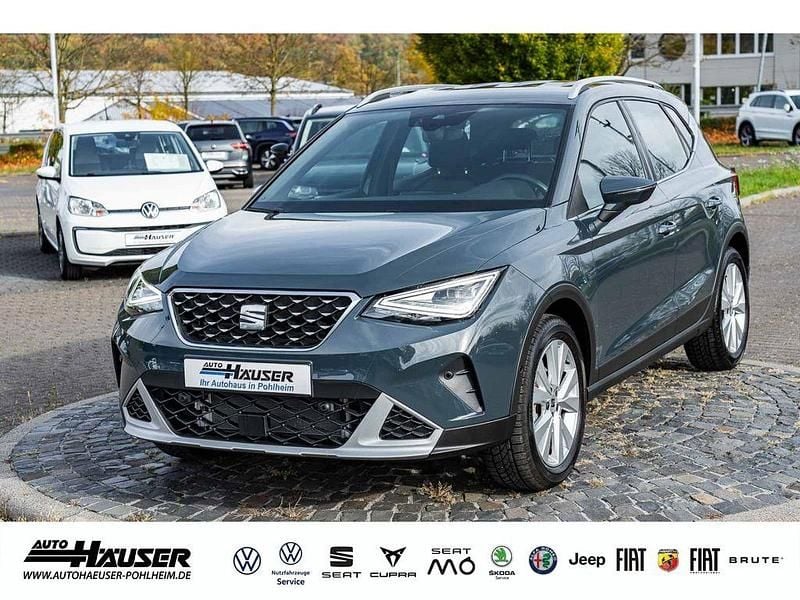 Blau Gebraucht 2025 Seat Arona Xperience SUV | 22.985 € (Fairer Preis) - Bild 1/4