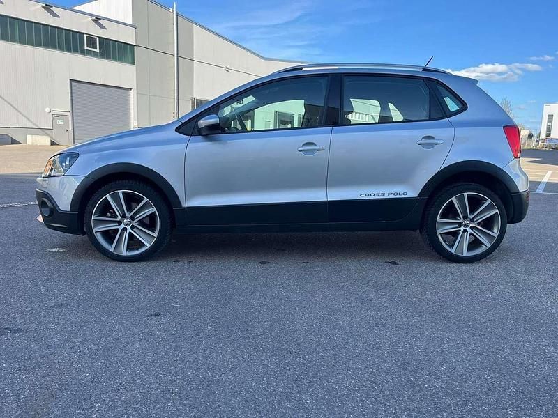 Gebraucht VW Polo 105 PS (77 kW) 2014 Silber Limousine