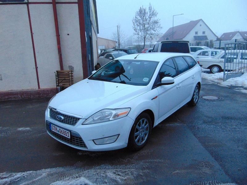 Gebraucht Ford Mondeo Titanium 140 PS (102 kW) 2007 Weiß Kombi