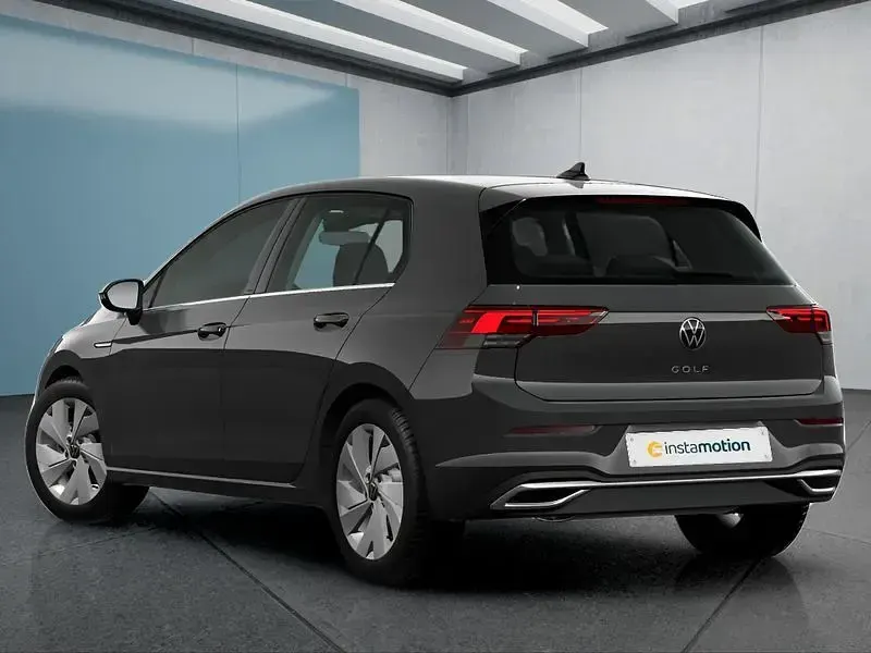 Gebraucht VW Golf VIII 131 PS (96 kW) 2024 Grau Kleinwagen