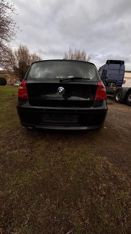 Gebraucht BMW 118 Coupé 143 PS (105 kW) 2009 Schwarz Coupé