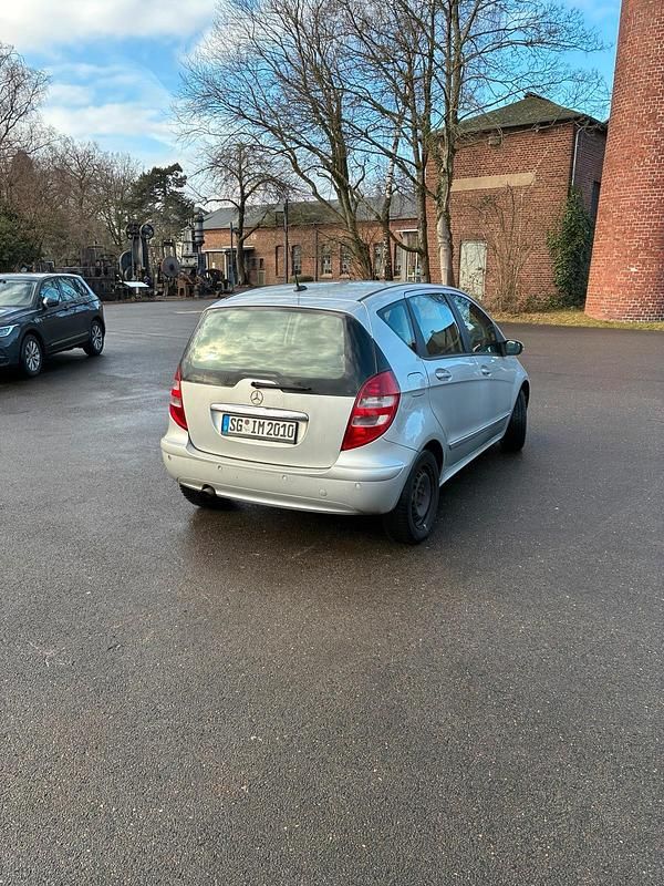 Gebraucht Mercedes A180 Classic 109 PS (80 kW) 2004 Silber Kleinwagen