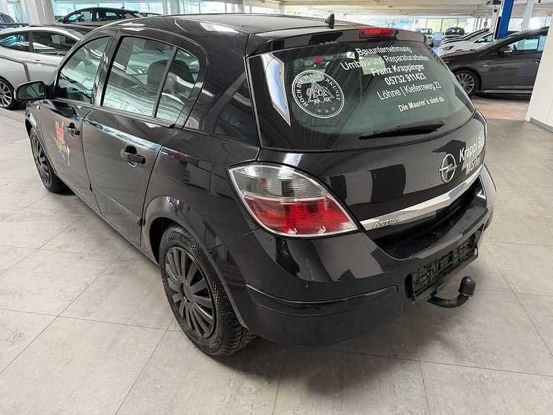 Gebraucht Opel Astra Edition 90 PS (66 kW) 2009 Schwarz Limousine