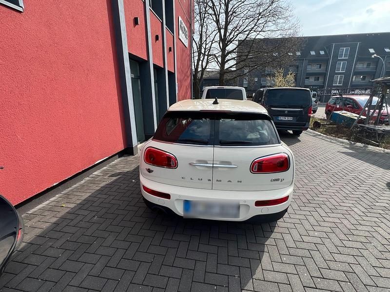 Gebraucht Mini One D Clubman 116 PS (85 kW) 2017 Weiß Kombi