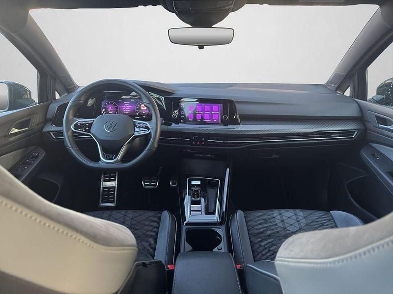 Gebraucht VW Golf VIII R-line 131 PS (96 kW) 2024 Uranograu Limousine