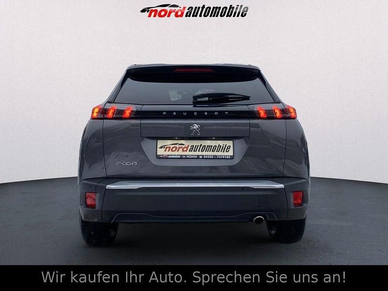 Gebraucht Peugeot 2008 Allure 131 PS (96 kW) 2023 Gris platinium SUV