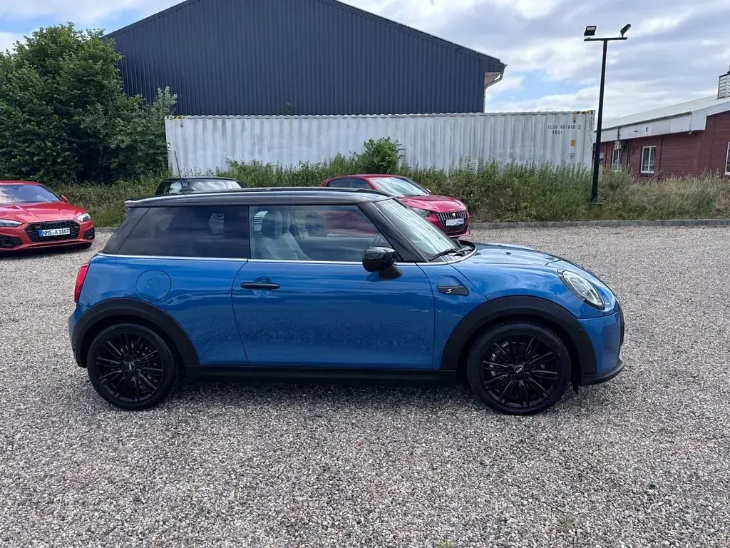 Gebraucht Mini Cooper SE 135 kW (184 PS) 2021 Blau Kleinwagen