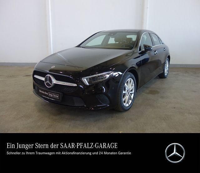 Gebraucht Mercedes A250 Progressive 160 PS (117 kW) 2020 Schwarz Limousine
