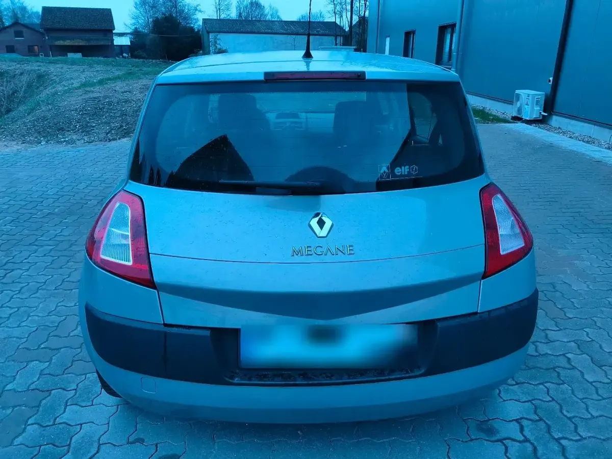 Gebraucht Renault Mégane 98 PS (72 kW) 2004 Silber Kleinwagen