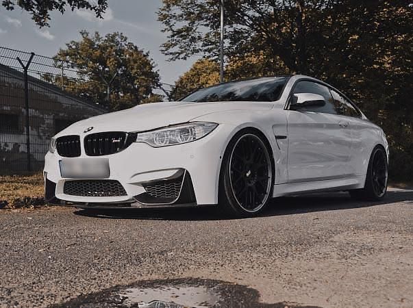 Gebraucht BMW M4 Performance 536 PS (394 kW) 2015 Weiß Coupé