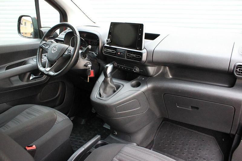 Gebraucht Opel Combo Life Edition 102 PS (75 kW) 2019 Rot Van / Kleinbus