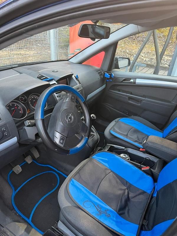 Gebraucht Opel Zafira 150 PS (110 kW) 2007 Van / Kleinbus