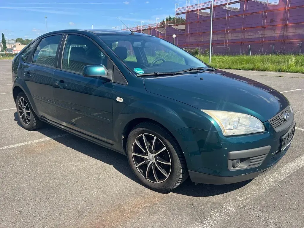 Gebraucht Ford Focus Style 101 PS (74 kW) 2007 Grün Limousine