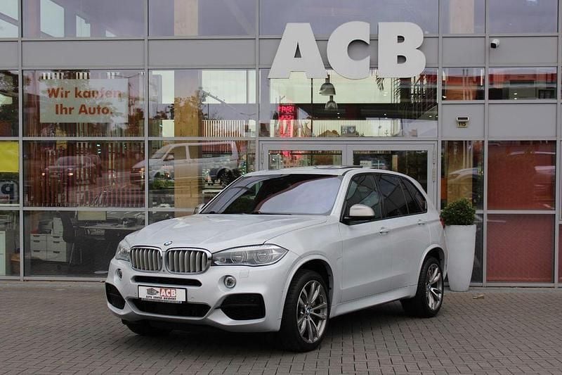 Silber Gebraucht 2016 BMW X5 M50 Performance SUV | 34.900 € (Fairer Preis) - Bild 1/4