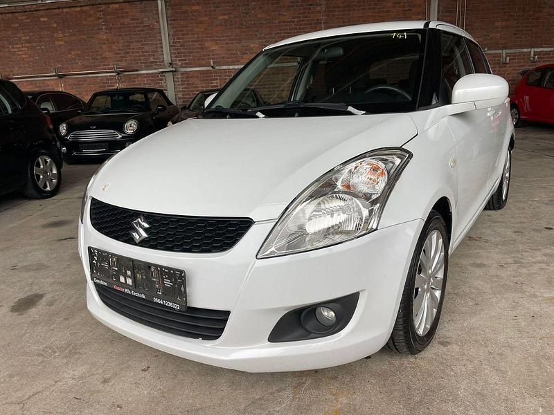 Gebraucht Suzuki Swift Comfort 94 PS (69 kW) 2013 Weiß Kleinwagen