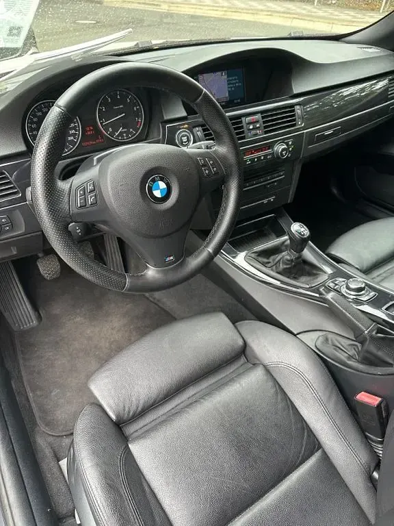 Gebraucht BMW 320 Cabriolet Sport Line 170 PS (125 kW) 2010 Silber Cabrio