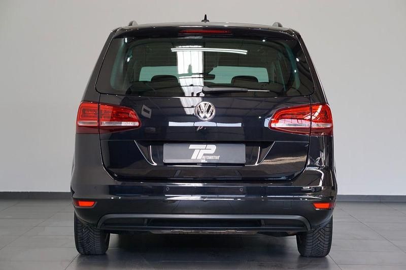 Gebraucht VW Sharan Comfortline 150 PS (110 kW) 2019 Schwarz Van / Kleinbus