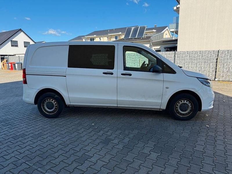 Gebraucht Mercedes Vito 163 PS (119 kW) 2016 Weiß Van
