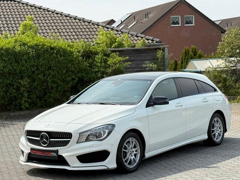 Weiß Gebraucht 2015 Mercedes CLA200 AMG line Kombi | 15.990 € (Fairer Preis) - Bild 1/4