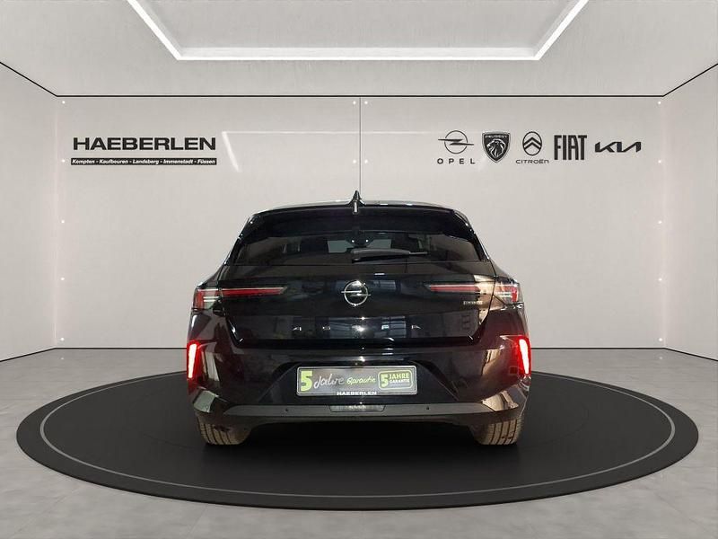 Gebraucht Opel Astra 181 PS (133 kW) 2022 Diamant schwarz (metallic) Limousine