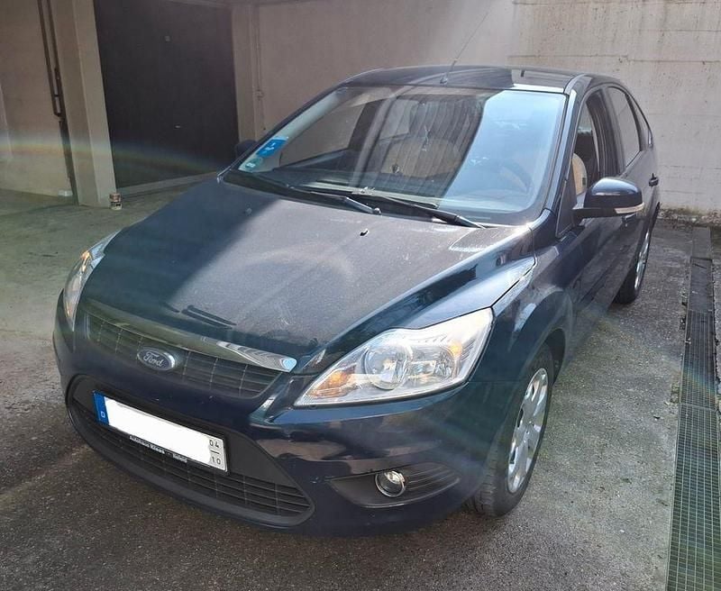 Gebraucht Ford Focus Style 101 PS (74 kW) 2011 Blau Limousine
