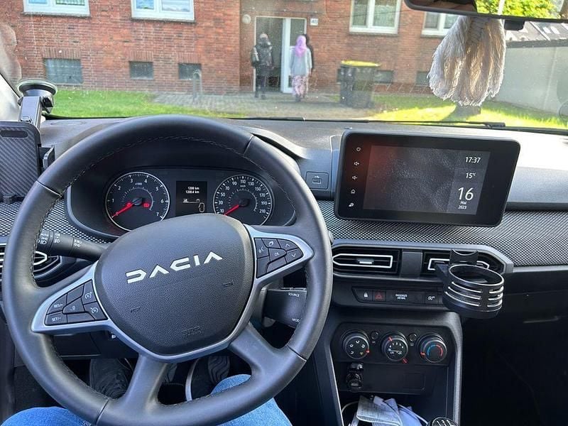 Gebraucht Dacia Sandero Expression 101 PS (74 kW) 2023 Schwarz Limousine