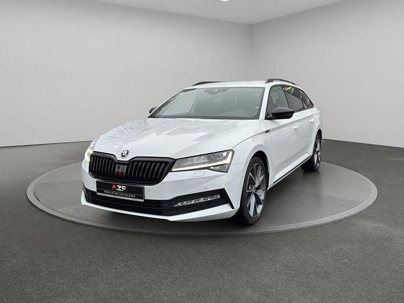 Gebraucht Skoda Superb SportLine 200 PS (147 kW) 2024 Moonweiß perleffekt Kombi
