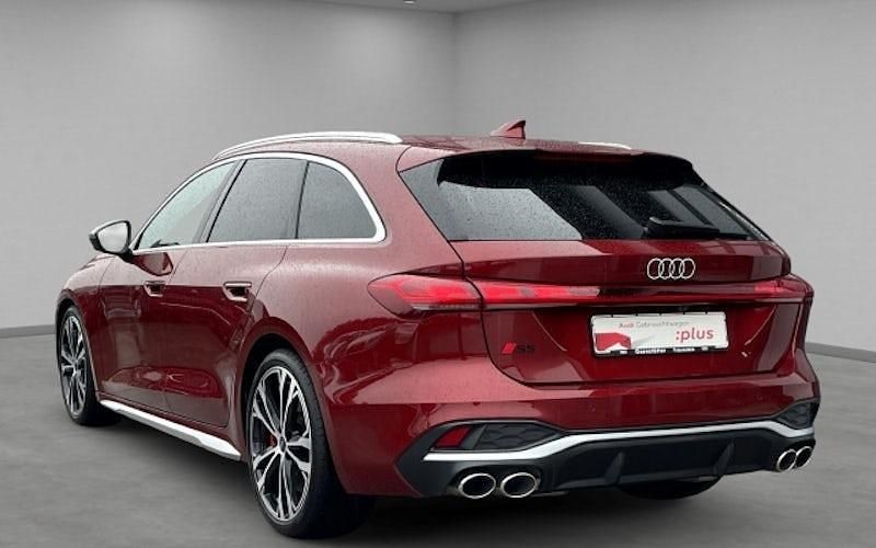 Gebraucht Audi S5 Comfort 367 PS (269 kW) 2024 Rot Kombi