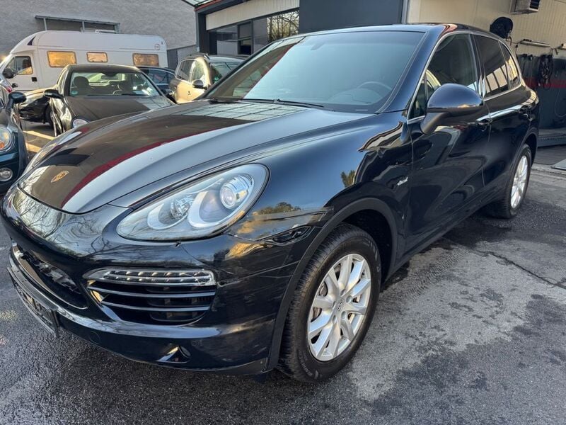 Schwarz Gebraucht 2012 Porsche Cayenne SUV | 13.950 € (Fairer Preis) - Bild 1/4