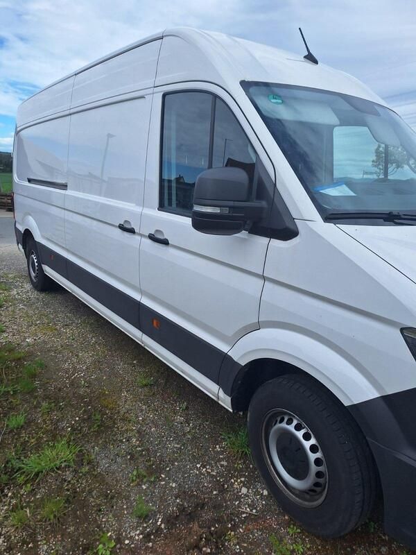 Weiß Gebraucht 2023 VW Crafter Van | 34.900 € (Fairer Preis) - Bild 1/4