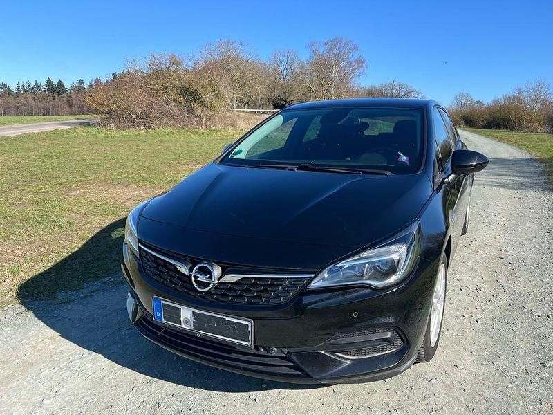 Gebraucht Opel Astra 131 PS (96 kW) 2019 Schwarz Limousine