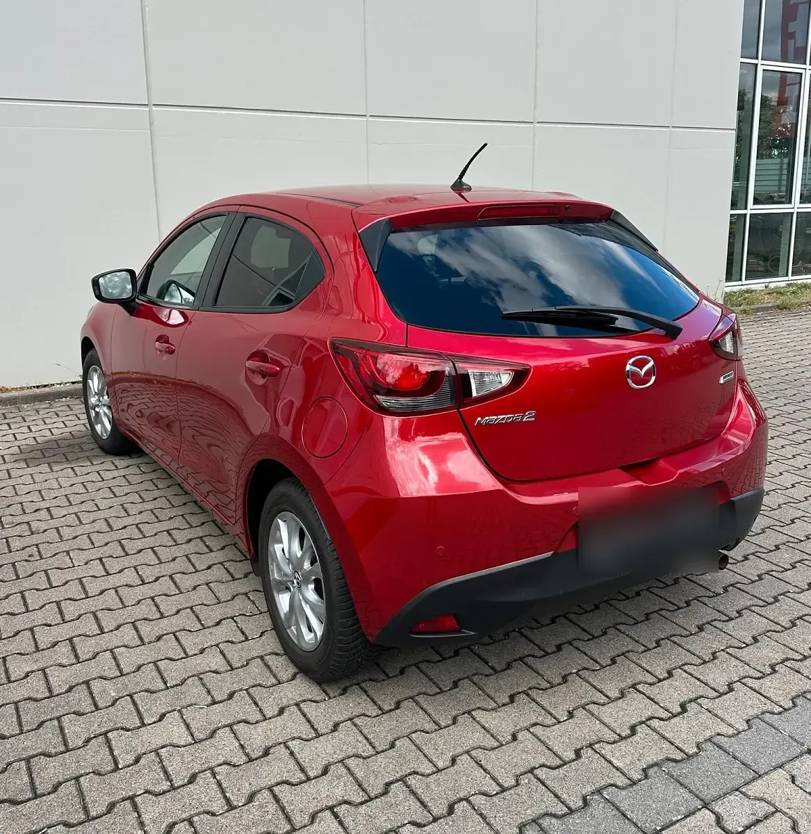 Gebraucht Mazda 2 75 PS (55 kW) 2016 Rot Kleinwagen