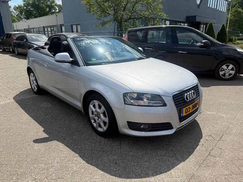 Gebraucht Audi A3 Cabriolet Attraction 160 PS (117 kW) 2009 Grau Cabrio