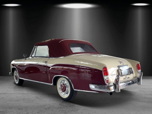 Gebraucht Mercedes 220 101 PS (74 kW) 1957 Othercolor Cabrio