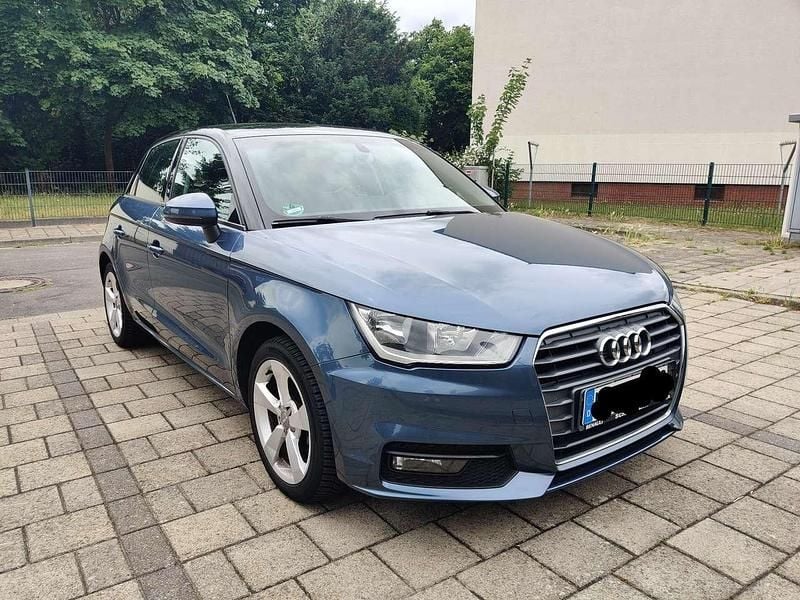 Blau Gebraucht 2015 Audi A1 Sport Kleinwagen | 12.400 € (Fairer Preis) - Bild 1/4