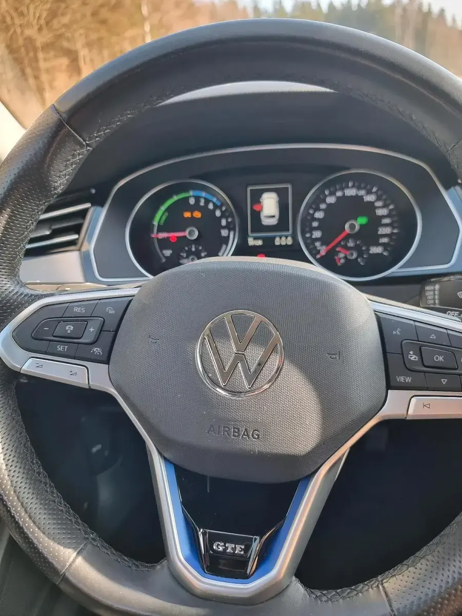 Gebraucht VW Passat GTE 220 PS (161 kW) 2020 Blau Kombi