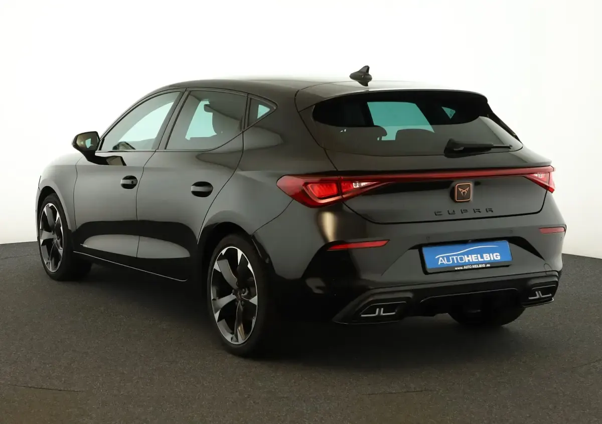 Gebraucht Cupra Leon 150 PS (110 kW) 2024 Mitternachtsschwarz metallic