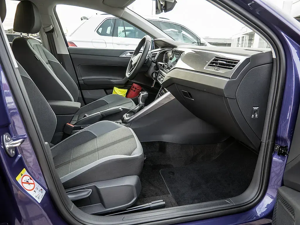 Neu VW Polo Style 95 PS (69 kW) 2026 Vibrant violet Kleinwagen
