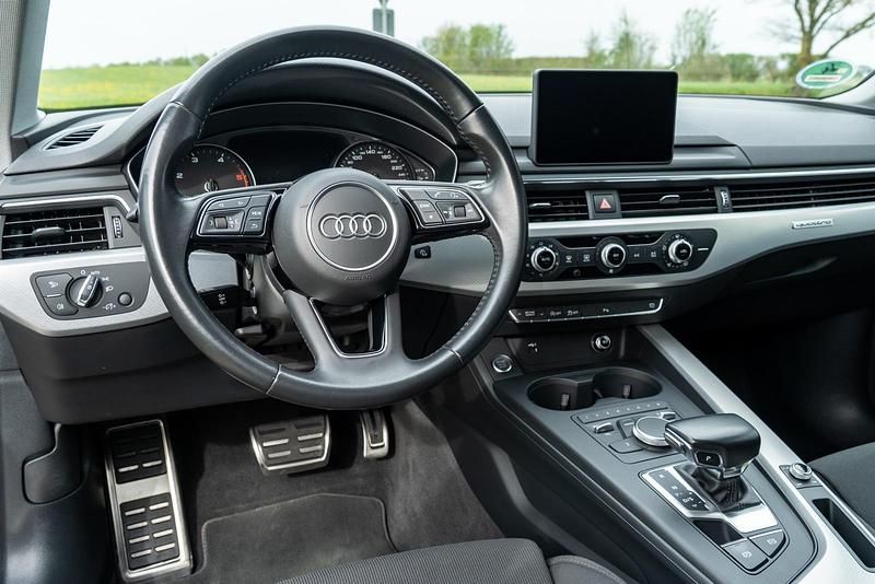 Gebraucht Audi A4 190 PS (139 kW) 2018 Schwarz Kombi