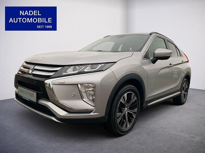 Silber Gebraucht 2018 Mitsubishi Eclipse Cross Top SUV | 12.990 € (Fairer Preis) - Bild 1/4