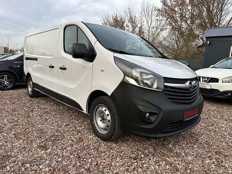 Gebraucht Opel Vivaro 116 PS (85 kW) 2016 Weiß Van / Kleinbus
