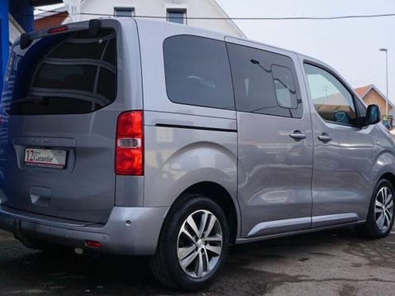 Gebraucht Peugeot Traveller Business-Line 177 PS (130 kW) 2019 Grau Van / Kleinbus