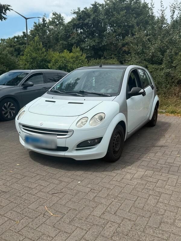 Weiß Gebraucht 2005 Smart ForFour Kleinwagen | 2.000 € (Etwas zu teuer) - Bild 1/4