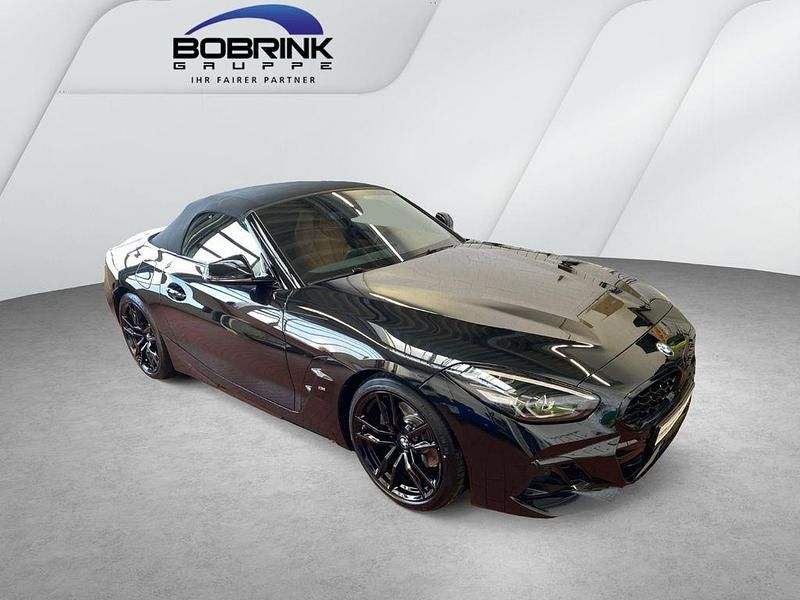 Gebraucht BMW Z4 M Sport 197 PS (144 kW) 2025 Schwarz Cabrio