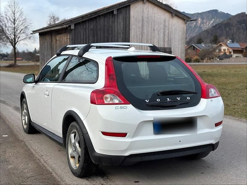 Gebraucht Volvo C30 Kinetic 100 PS (73 kW) 2011 Weiß Kleinwagen