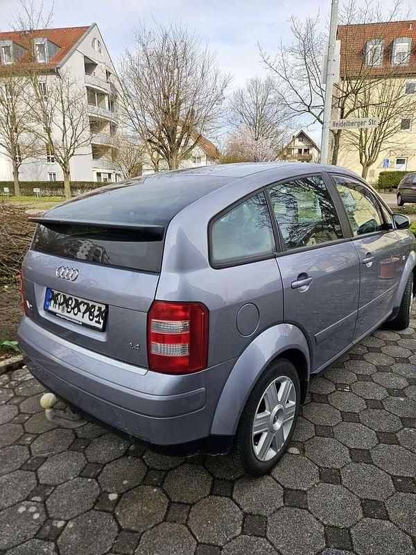 Gebraucht Audi A2 75 PS (55 kW) 2005 Blau Kleinwagen