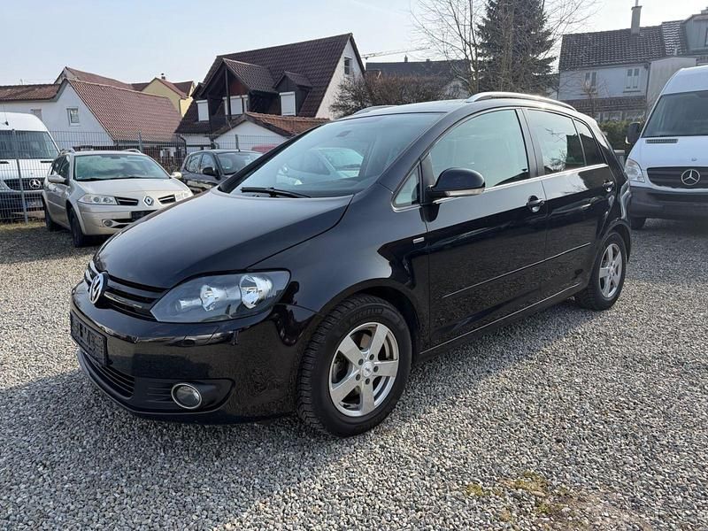 Gebraucht VW Golf VII Match 140 PS (102 kW) 2013 Schwarz Limousine